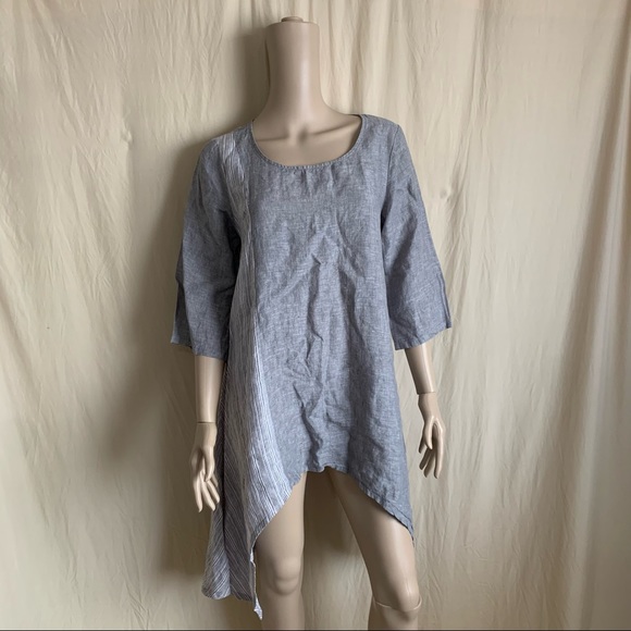 Chalet gray and white striped Linen loganlook top - Picture 2 of 13